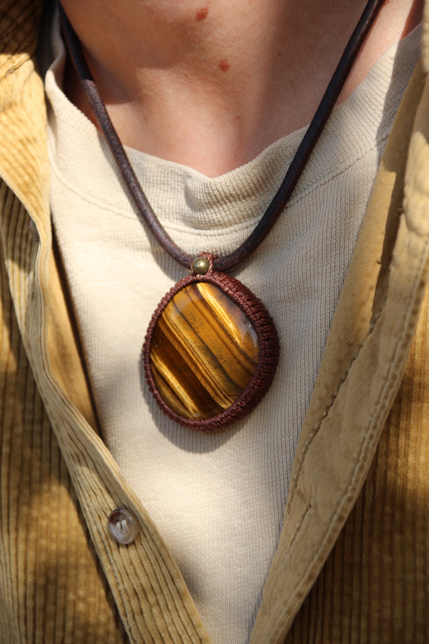 Dark Tiger's Eye Wizard 'GROUNDED PROTECTOR'
