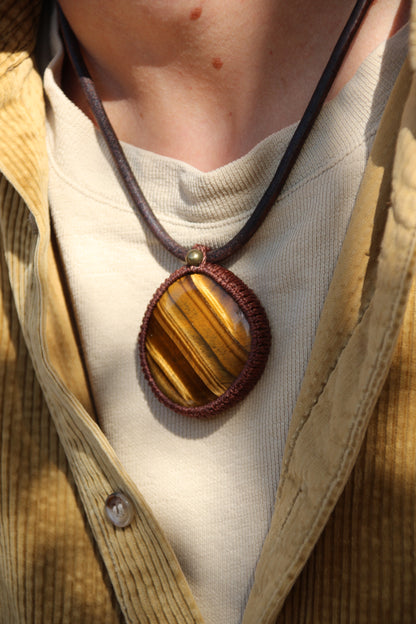 Dark Tiger's Eye Wizard 'GROUNDED PROTECTOR'