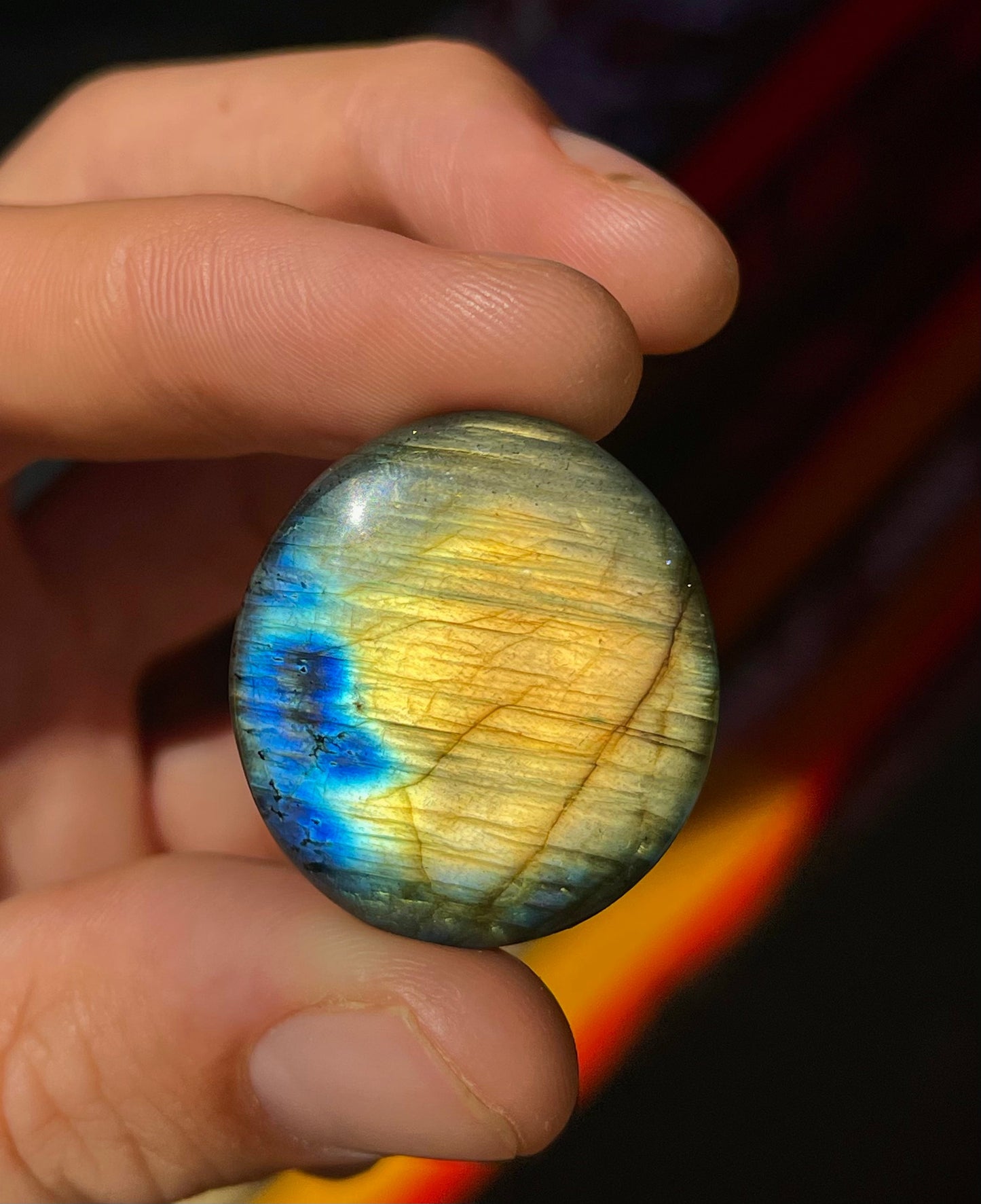 🎁 White Labradorite Mystic 'SHIELD OF LIGHT' (50% off)