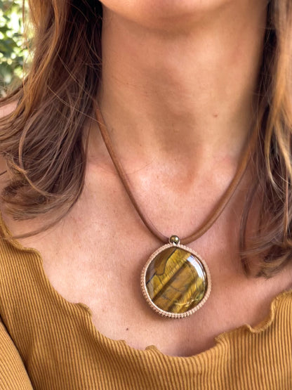 Light Tiger's Eye Wizard 'GROUNDED PROTECTOR'